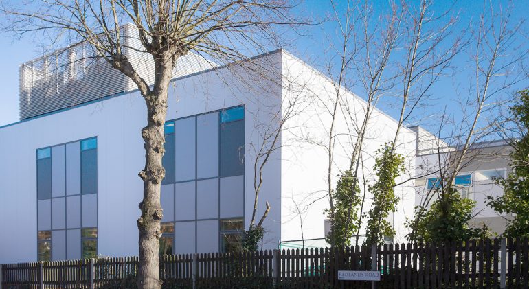 The outside of the Royal Berkshire hospital